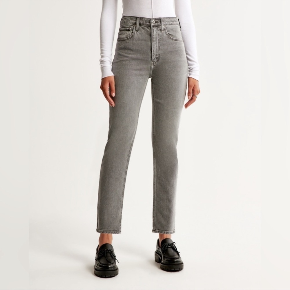 Abercrombie & Fitch Grey Ankle Straight Ultra High Rise Jeans 30